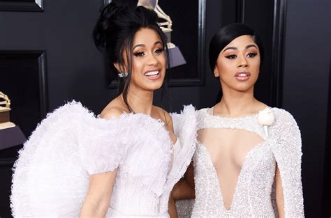 cardi b hennessy gucci bag|Meet Cardi B’s lookalike sister, Hennessy Carolina: the ‘WAP’ .